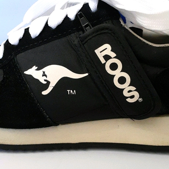 kangaROOS Shoes Kangaroos Sneakers Zip Pocket Size 6 Black White